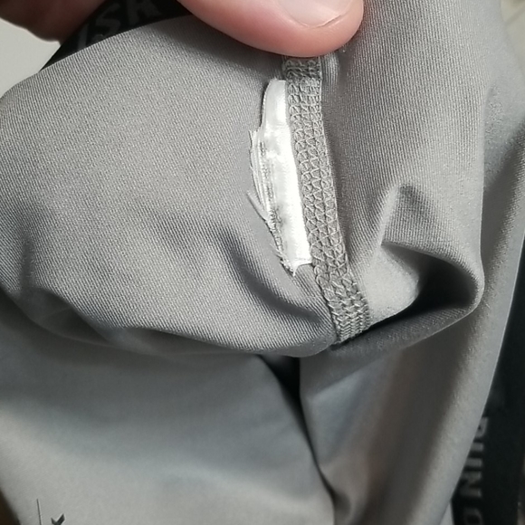 Reebok Ladies Size Small Shorts Grey - Picture 7 of 8